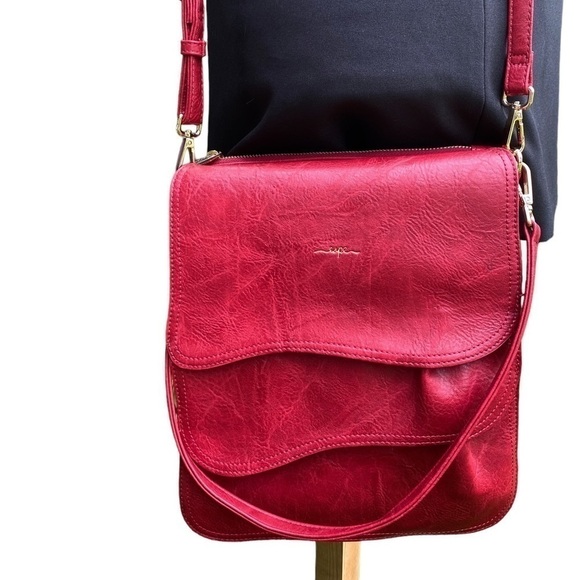 Espen Shoulder Bag-  Red - Picture 2 of 16